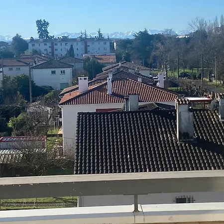 A - 80 M² Avec Balcon *