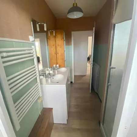 Appartement Charmant A Auch - 80 M² Avec Balcon