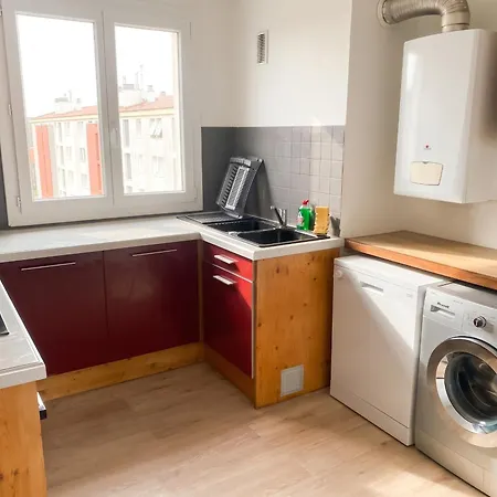 Apartment A - 80 M² Avec Balcon