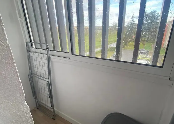 Appartement Charmant A Auch - 80 M² Avec Balcon Apartmán