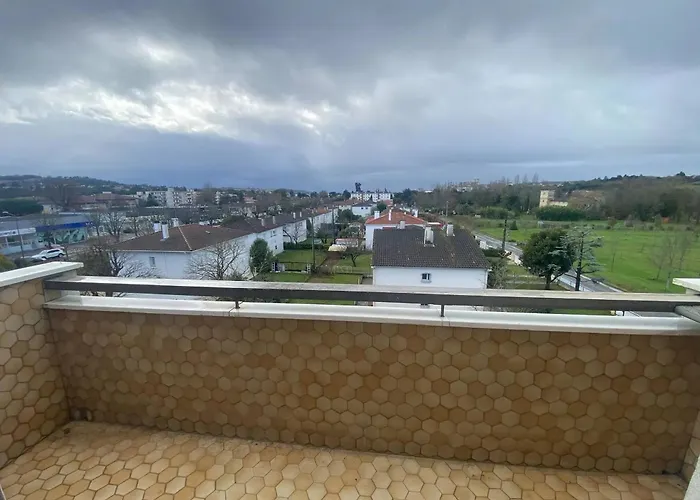 Apartmán Appartement Charmant A Auch - 80 M² Avec Balcon